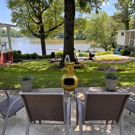 Mountain Lake Cottages Hendersonville Exterior photo