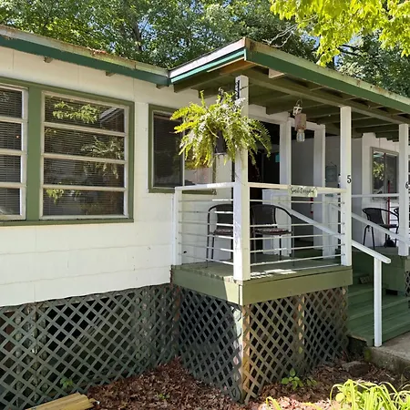 Mountain Lake Cottages Hendersonville Exterior photo