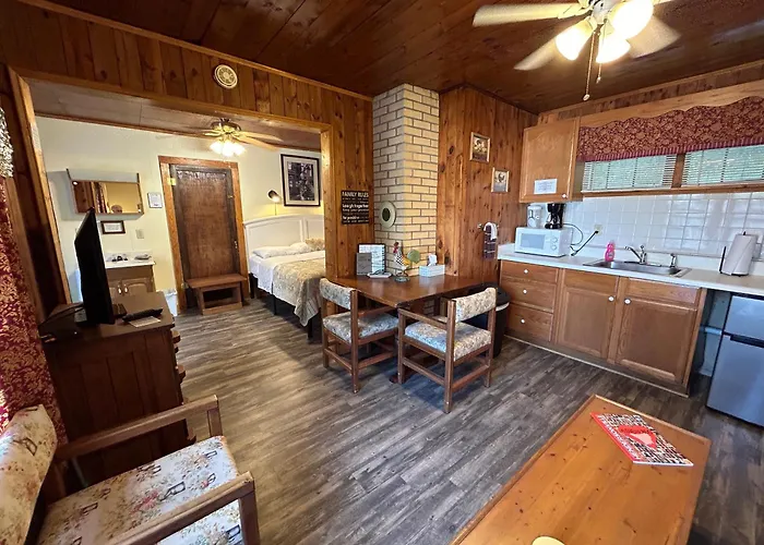 Mountain Lake Cottages