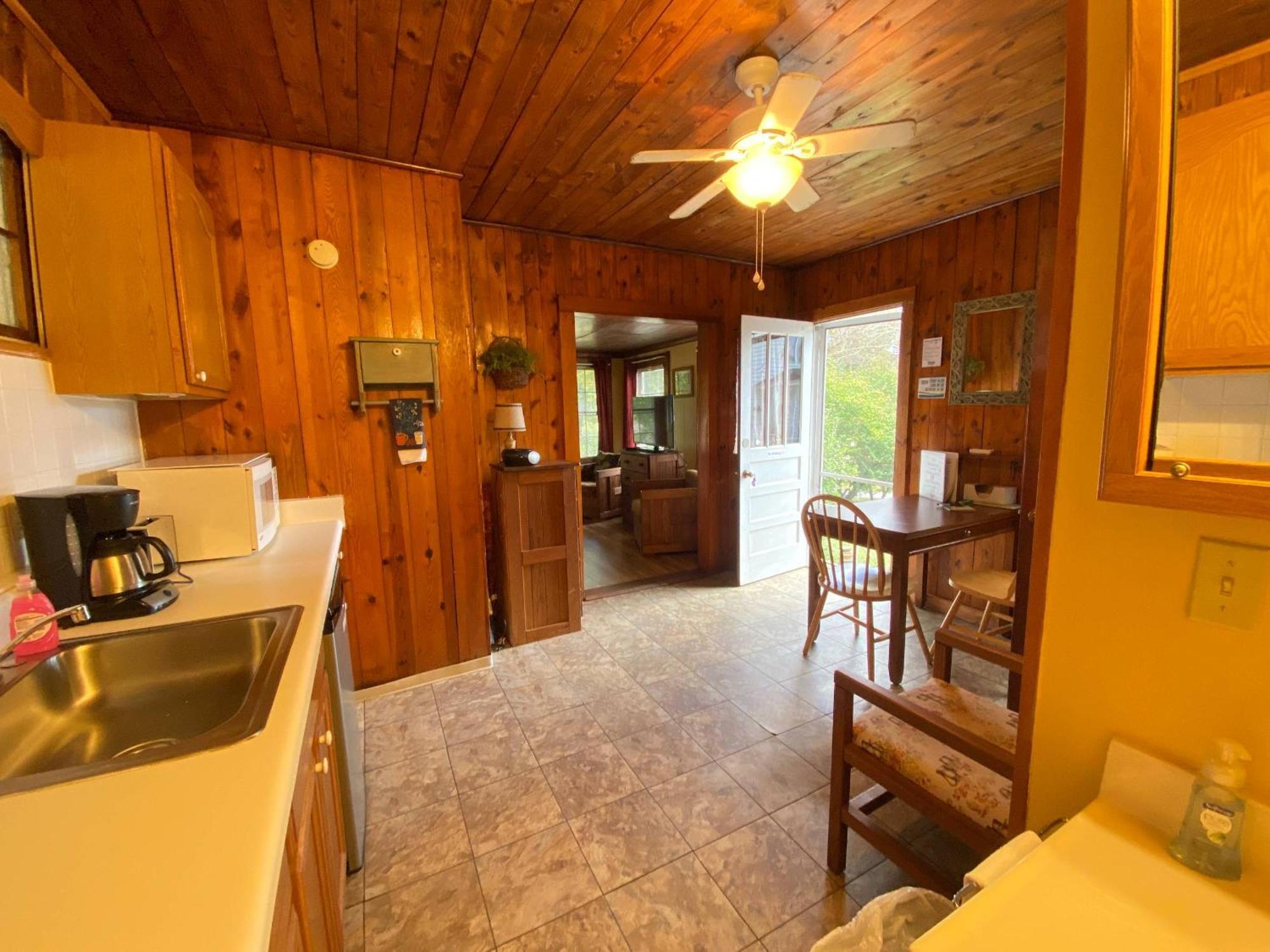 Mountain Apartment Hendersonville